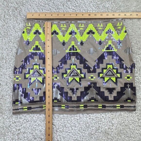 Express Aztec Sequin Stretch Skirt Gray Neon Green NEW - Picture 8 of 8